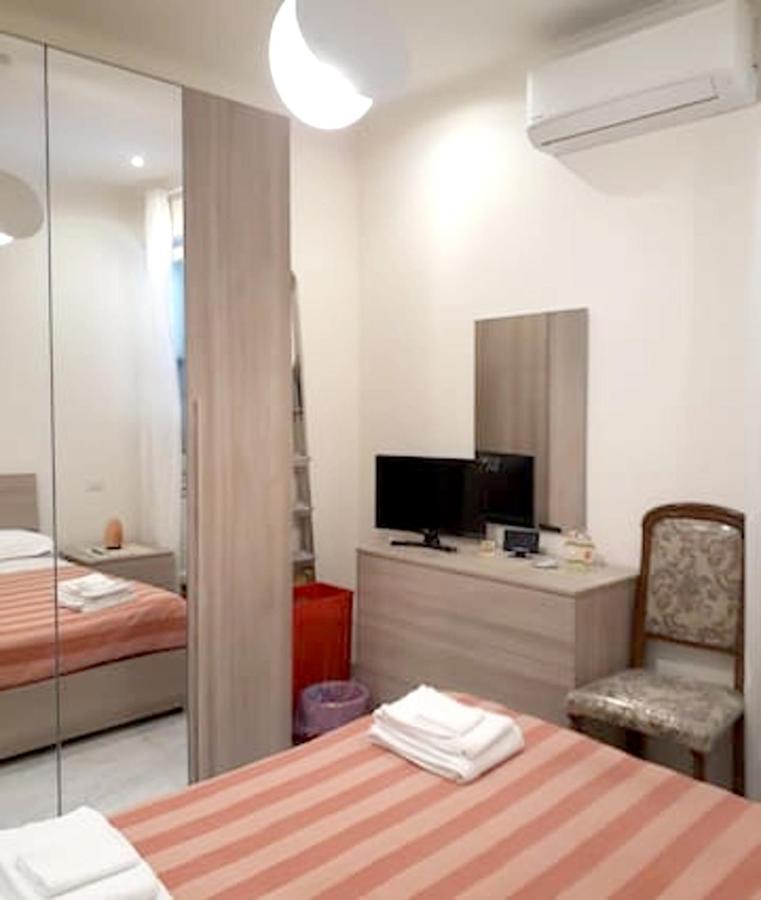 Modern In The Heart Of 42 M² Parking Included * Rom